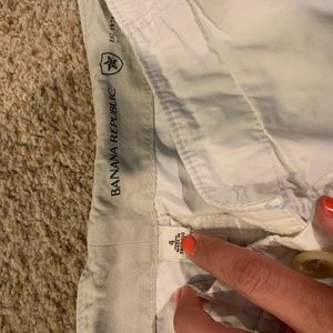 Banana Republic Bermuda white shorts